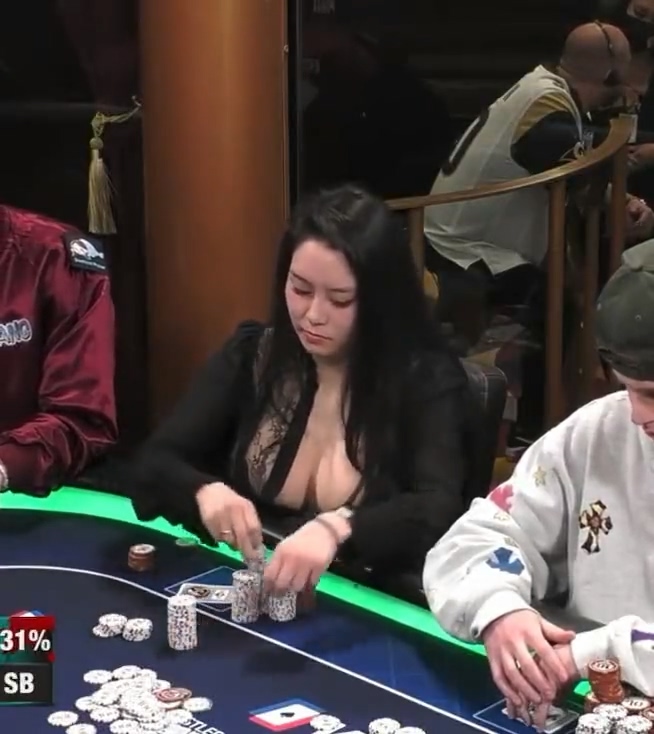 Sashimi:_Yesterday at @MaxPainMonday 10_20_40 500 Straddle I call KJo in SB BB makes 1400. I call Flop 769r He bets 1100. I raise 3000 as bluff. He goes ALL IN for 9k. What should I .mp4_20221221_105056.757.jpg